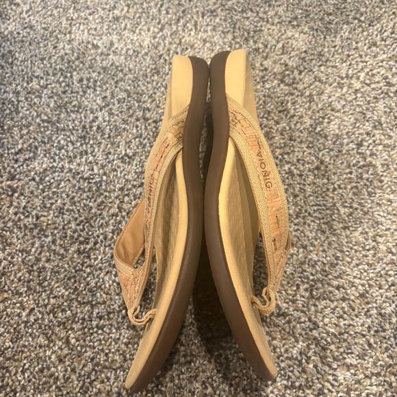 Vionic Tan and Brown Flip Flops Leather Strap Orthotic Comfort Womens Size 9 - Picture 3 of 6